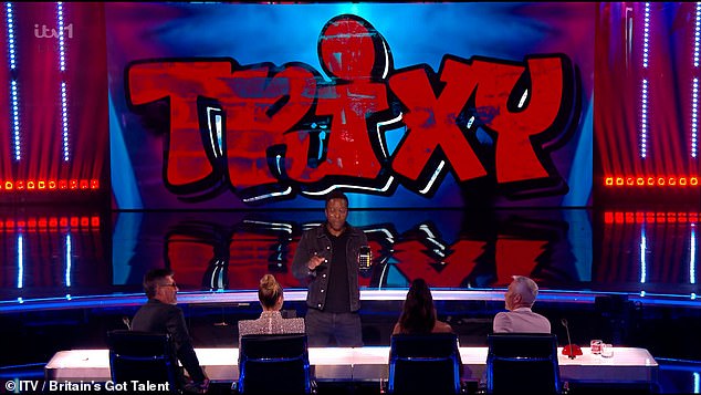 Host duo Ant and Dec, both 48, were just introducing the next contestant: magician Trixy as they stood next to the jury