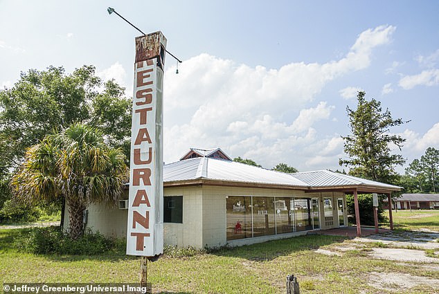 A restaurant in McKinnon, Georgia that was abandoned due to a lack of customers