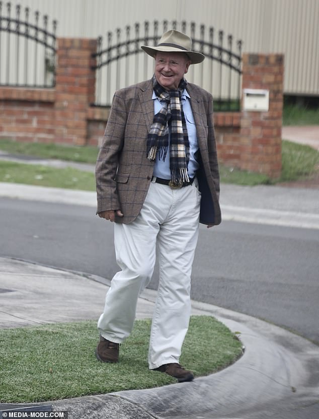 Dr.  Harry Cooper (pictured) proved he was always a professional after 40 years on Australian television when he filmed scenes for Better Homes and Gardens