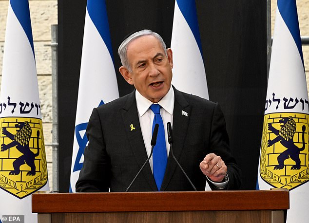 The Israeli government has been thrown into chaos as politicians in Benjamin Netanyahu's war cabinet threaten to resign