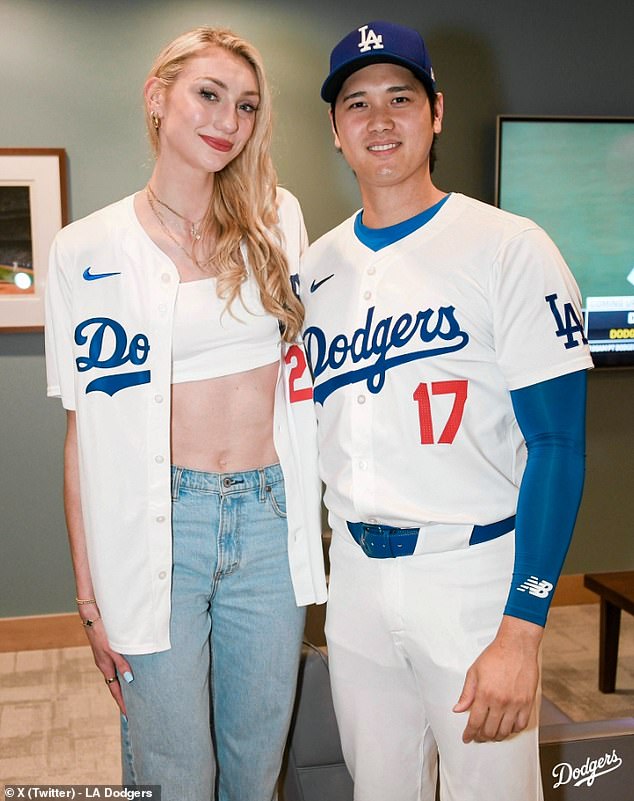 LA Sparks rookie Cameron Brink posed for a photo with Dodgers star Shohei Ohtani