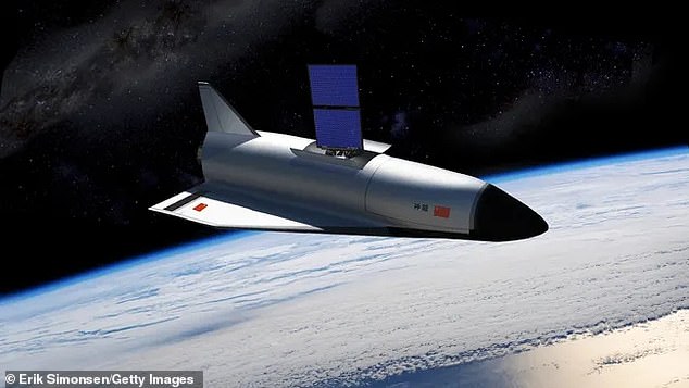 China's top-secret space plane has launched a mysterious object into orbit just 600 kilometers above the Earth's surface.  The US Space Force is monitoring the situation, but the purpose of the object ejected on May 24 is unknown