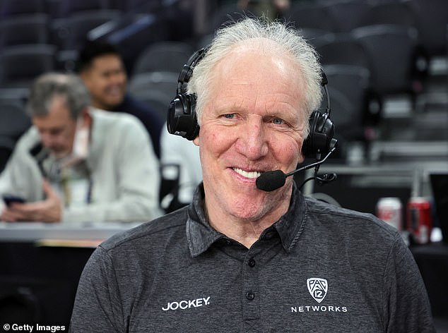 The NBA Hall of Fame center and commentator died at the age of 71 after a battle with cancer