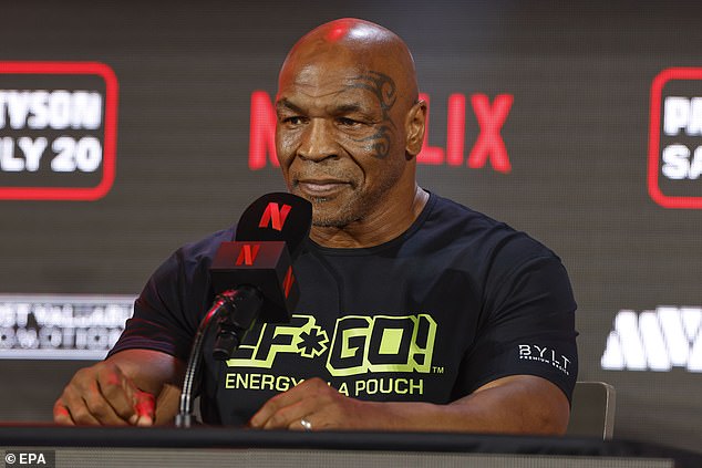 Mike Tyson suffered a medical scare during a flight from Miami to Los Angeles on Sunday.