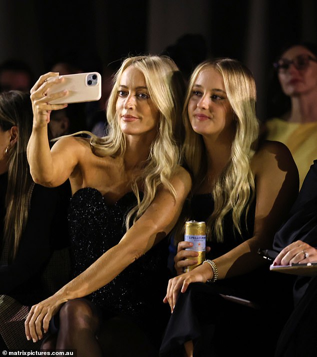 Mother and daughter sat in the front row during the show