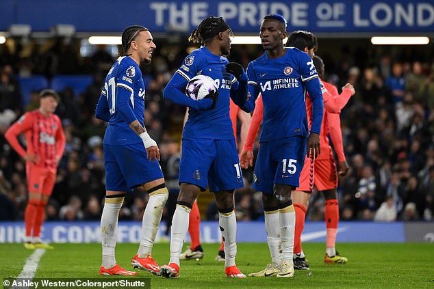 Chelsea duo Madueke and Jackson bickered over a penalty against Everton last month