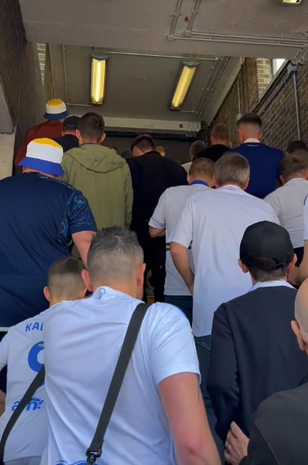 Leeds fans head to Wembley ahead of the play-off final with Southampton