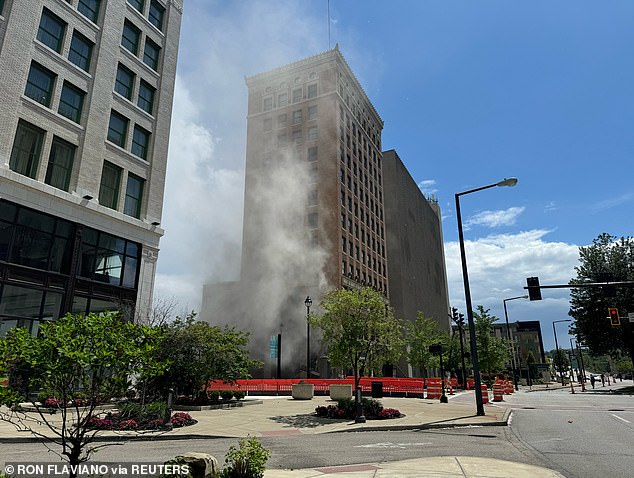 A gas explosion occurred around 2:45 PM on Tuesday in Youngstown, Ohio, damaging the Realty building on E. Federal Street.