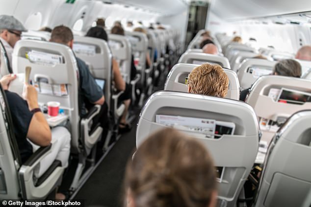 United Airlines will switch passengers to their preferred seat – aisle, middle or window – as it becomes available