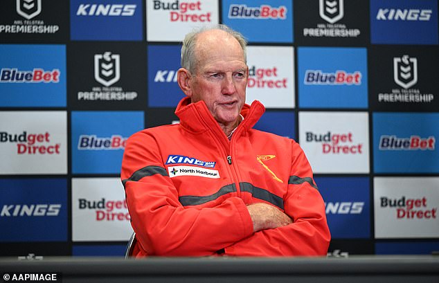 Wayne Bennett has vowed not to raid the Dolphins for their talented stars