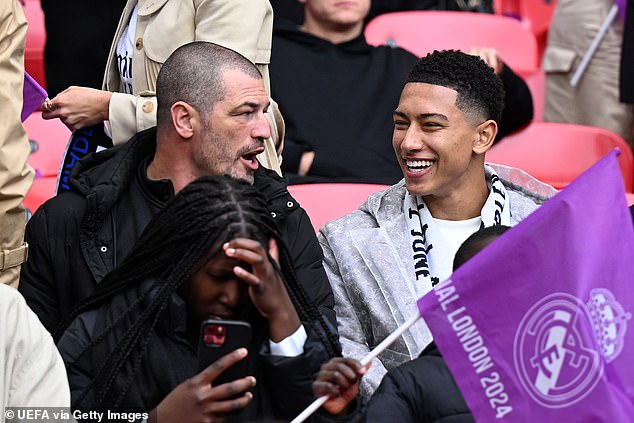 1717266606 774 Jurgen Klopp joins the famous faces at Wembley for the