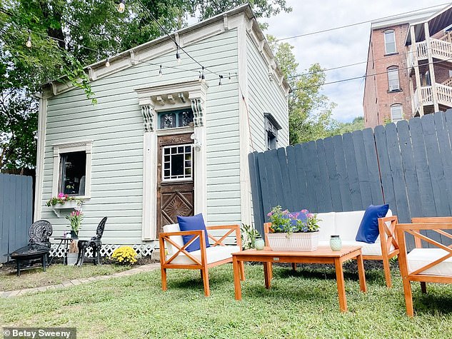 The small house at the rear of the property 