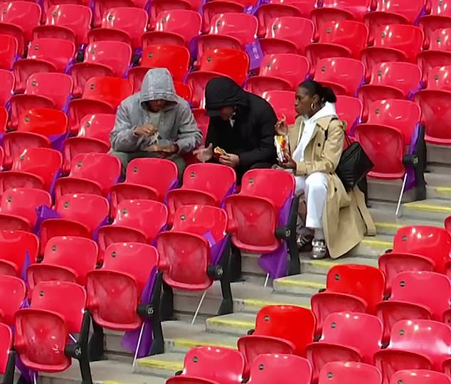 Bellingham's mother, father Mark and brother Jobe were in the stands five hours early