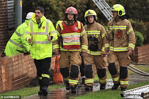 Fire brigade (photo), ambulances, HAZMAT, police, gas and energy personnel were only able to enter the building on Saturday afternoon after the gas in the area was turned off