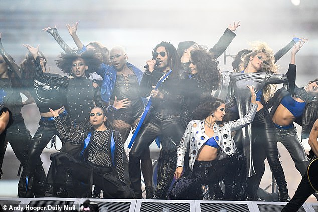 Rock 'n' roll legend Lenny Kravitz kicked off the program with a raucous pre-game show
