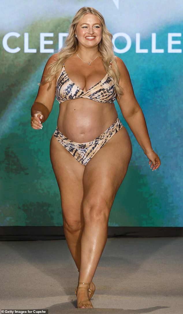 On the catwalk for the CUPSHE show at the Paraiso Tent in Miami on Sunday, Iskra showed off her growing bump while wearing two swimwear looks.