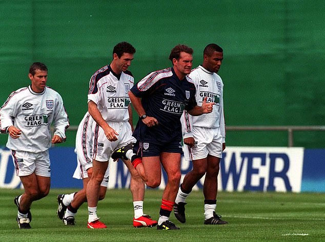 Manager Glenn Hoddle in training with the England team during the 1998 World Cup