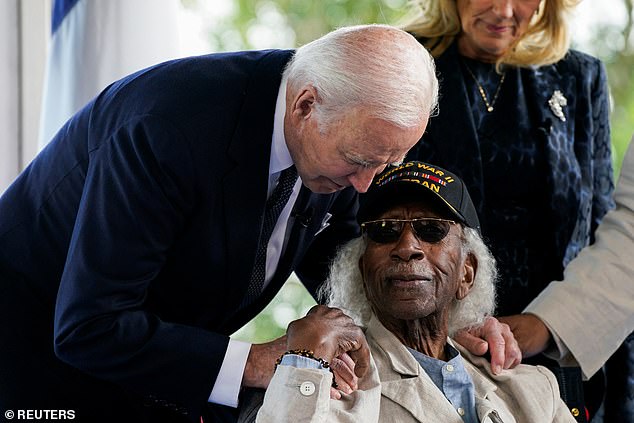 It is rare for the 81-year-old president to be surrounded by an older generation