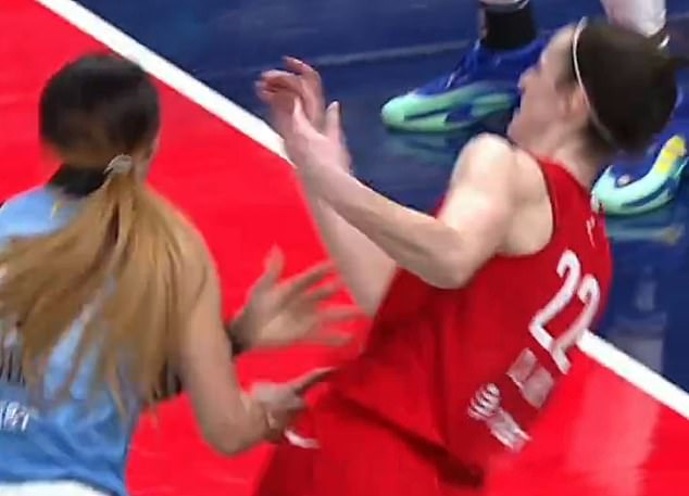 Chennedy Carter gave Clark a brutal shoulder shot during the game against Fever-Sky on Saturday