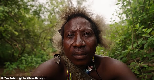 In addition to a unique diet, Ruhi reveals that the Hadza people speak a complex language called Hadzane, which combines spoken words with clicking sounds.