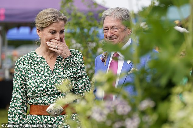 Sophie and Alan Alan Titchmarsh (both pictured) appeared to share a joke at one point, with both looking like they were laughing