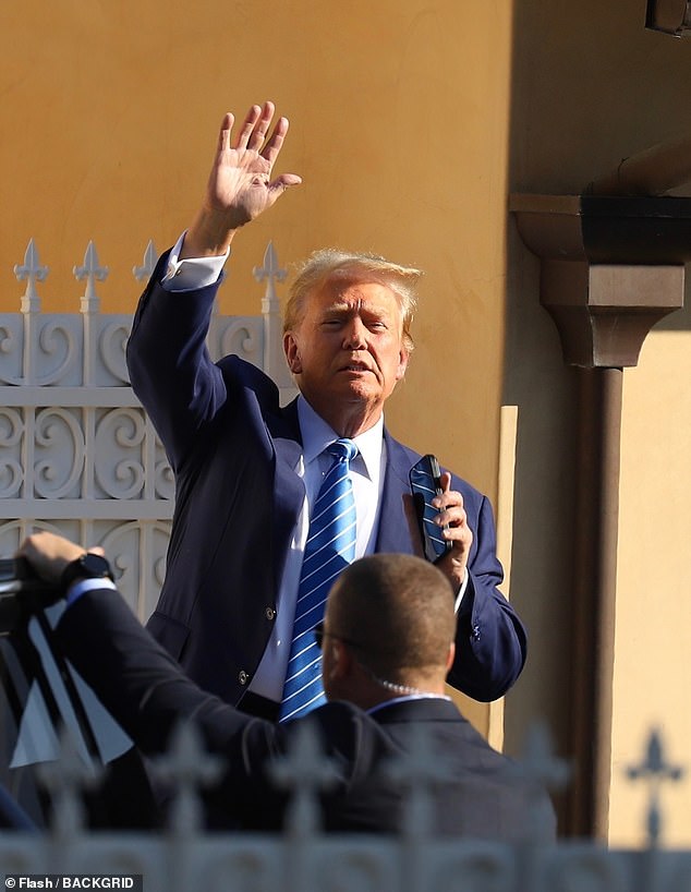 Trump hosted another California event on Friday evening, this time in Beverly Hills.  Supporters gathered outside one of the area's mansions, enthusiastically waving Trump 2024 flags as his motorcade passed by