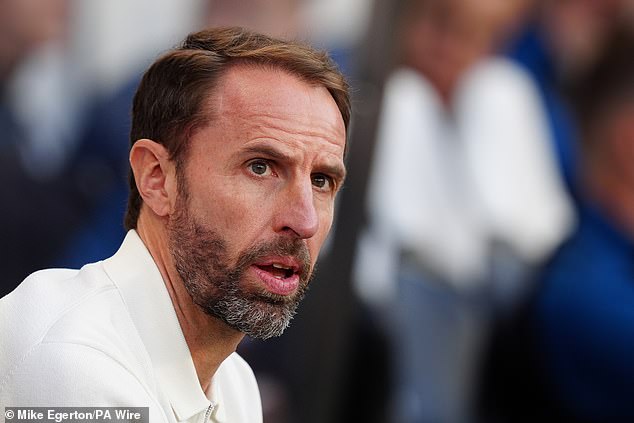 Carragher believes Gareth Southgate's England will crash out in the semi-finals