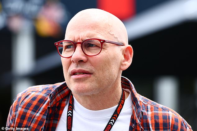 Jacques Villeneuve (pictured) has wondered why Daniel Ricciardo is still in F1