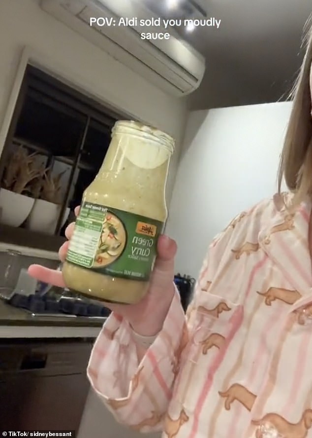 Sidney said she lost her appetite and didn't eat the meal after seeing the mold.  'I've never felt so sick!  It was so disgusting,” she told FEMAIL.