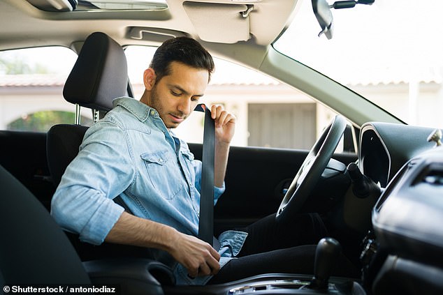 If the AI ​​detects that someone is not wearing a seatbelt, the footage is sent to Safer Roads Humber for review by a human before issuing a warning, fine or prosecution.