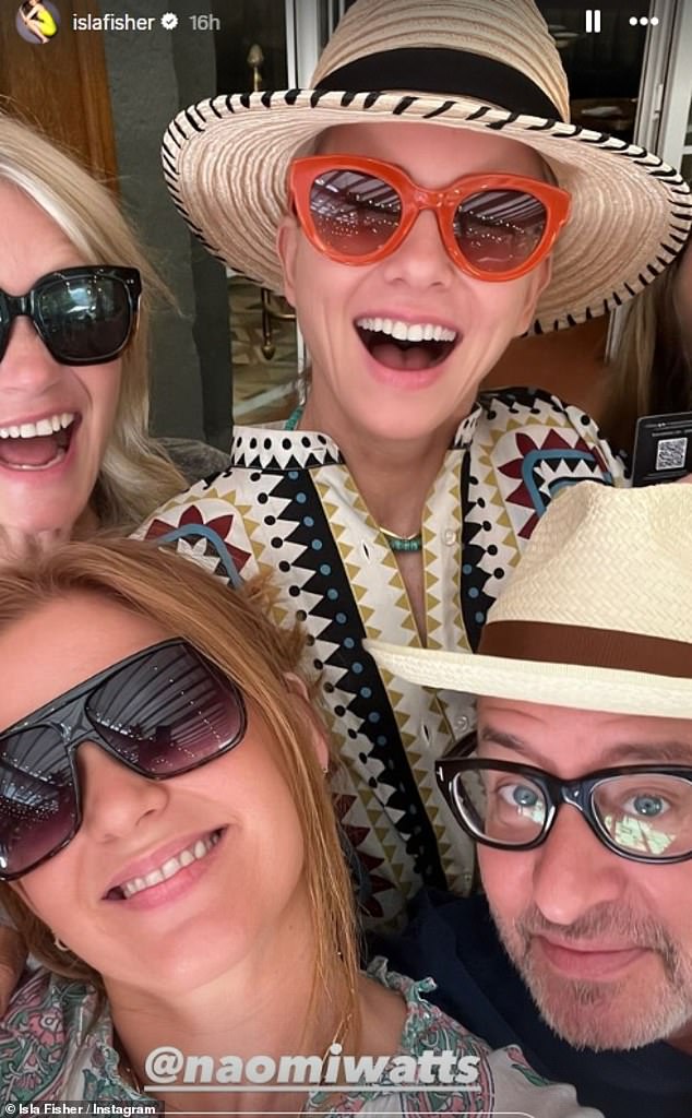 The Australian actress, 48, also shared photos with Naomi as they enjoyed the sights of Mexico on another day