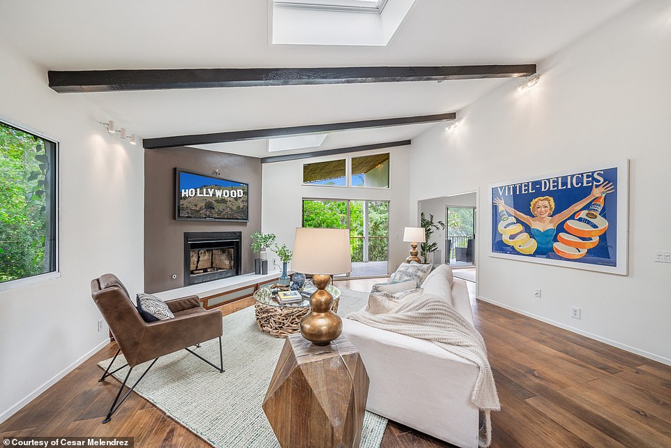The three-bedroom, three-bathroom mid-century home received an offer within just four days of being put on the market, despite rising mortgage rates, per Melendrez