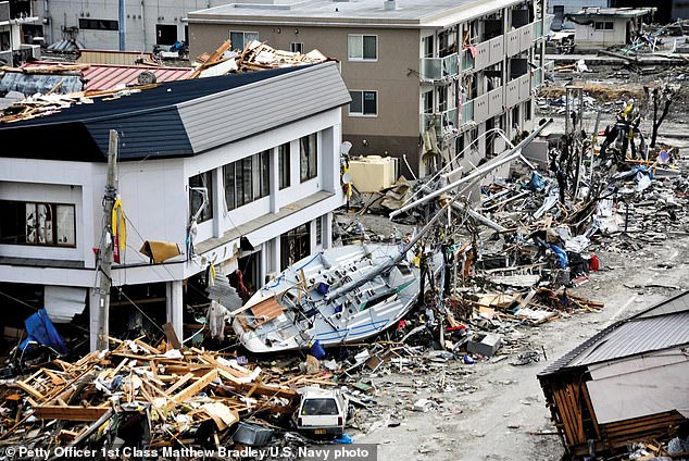 An earthquake measuring nine on the Richter scale in the northwestern US could destroy half a million homes and kill countless people.  In the photo: aftermath of the magnitude 9.0 earthquake that struck Japan in 2011