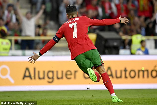 1718138577 557 Cristiano Ronaldo scores STUNNING left footed brace in Portugals final Euro