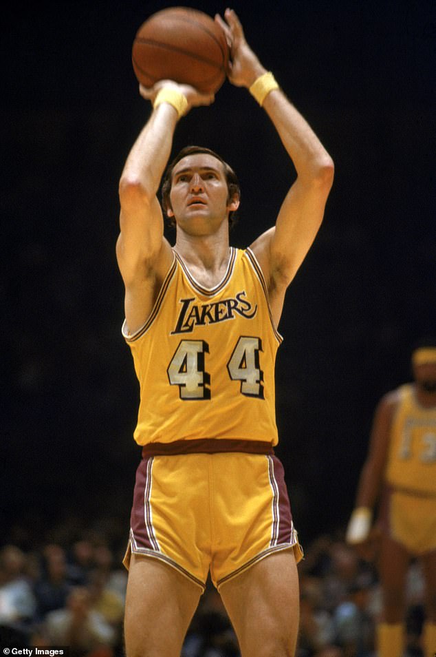 West shoots a free throw during a 1971 game against the Knicks at the Great Western Forum