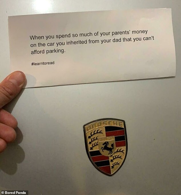 The owner of this Porsche, who apparently parked in the wrong place, received an extremely sharp message