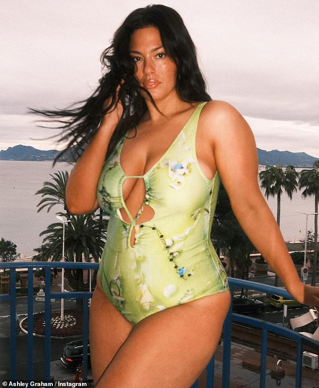 Super-sized pepperpot Ashley Graham is boohooing in a new interview about the struggles of growing up hot and fat.