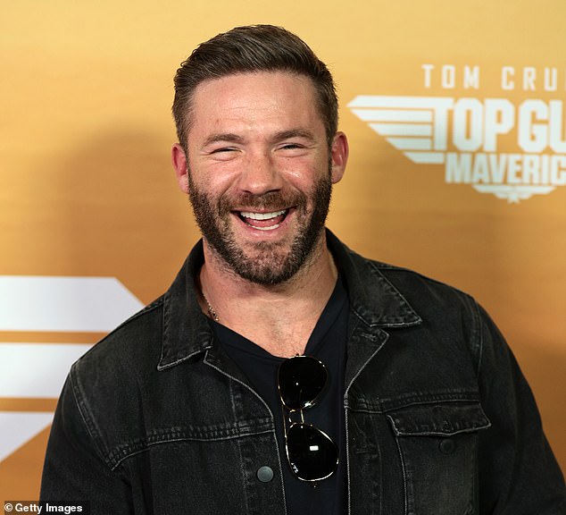 Edelman told people that Brady would have one chicken wing as a cheat meal
