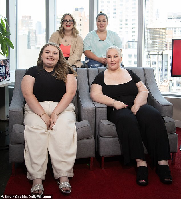 She claimed to have gained more than 100 pounds from the stress of caring for her daughter Anna Cardwell (pictured with her daughter Honey Boo Boo, Pumpkin and Jessica)