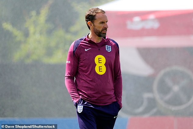 Gareth Southgate's England will cruise through the Euro 2024 group stages