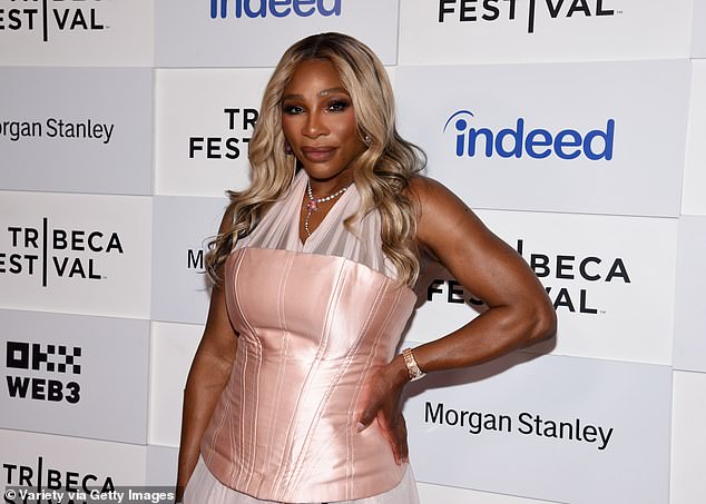 Tennis legend Williams has praised Clark for not letting it affect her on court, while suggesting her critics are jealous of what she is achieving.