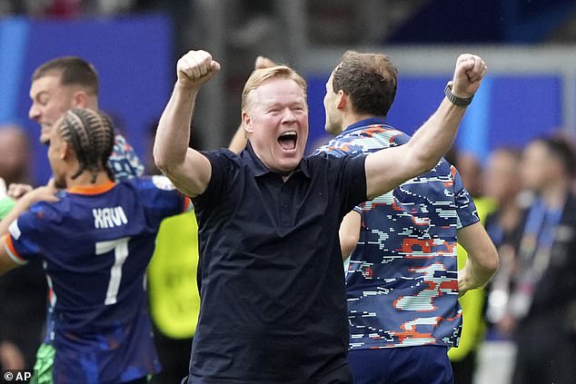 Dutch manager Ronald Koeman replaced Weghorst two minutes before his late goal