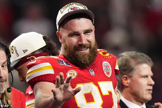 Kelce and his fellow tight ends gathered for the annual “Tight End University” meeting