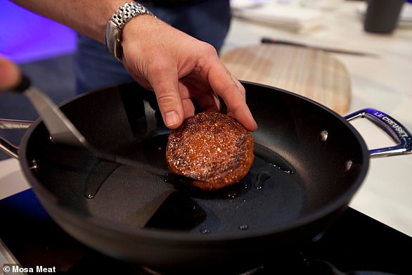 The cooked Mosa Meat patty resembles conventionally made beef burgers.  The company says it tastes 