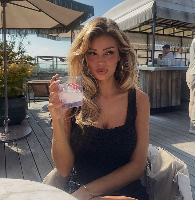 According to reports, Bellingham is dating Dutch influencer Laura Celia Valk (photo)