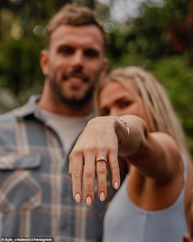 Ingeborg made sure the star of the third image is her dazzling ring, as she extends her hand towards the camera