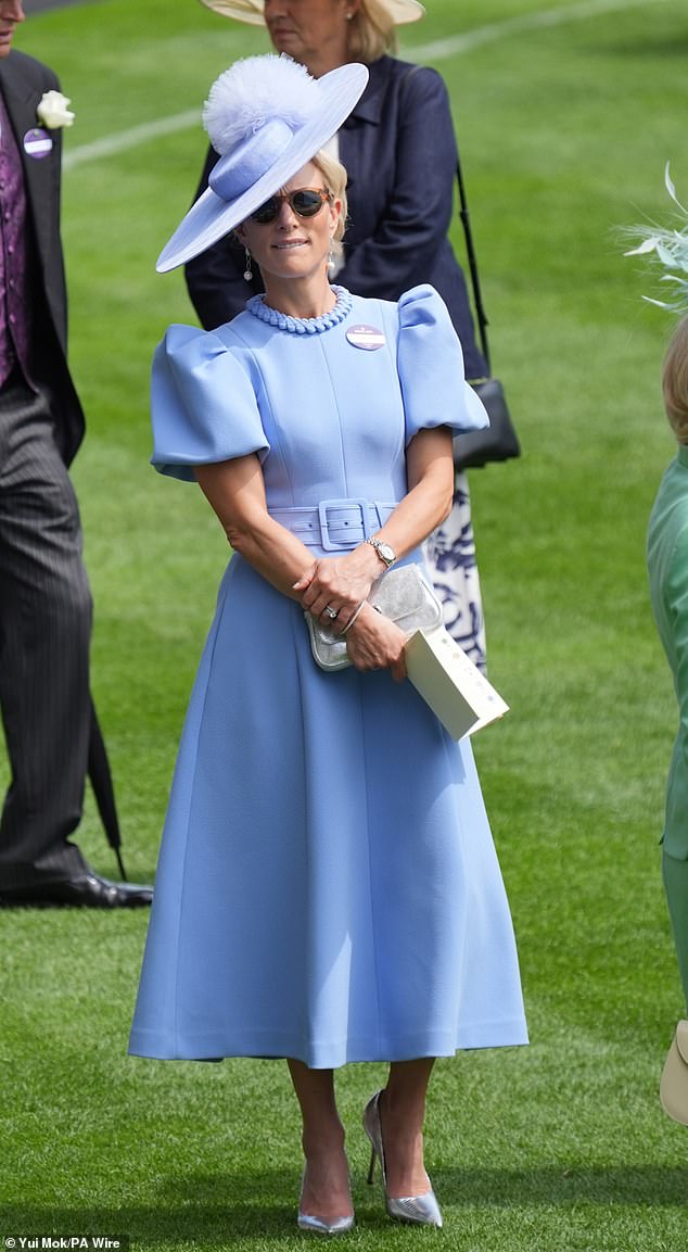 The royal lady was brought out very neatly as she waited in anticipation of the races