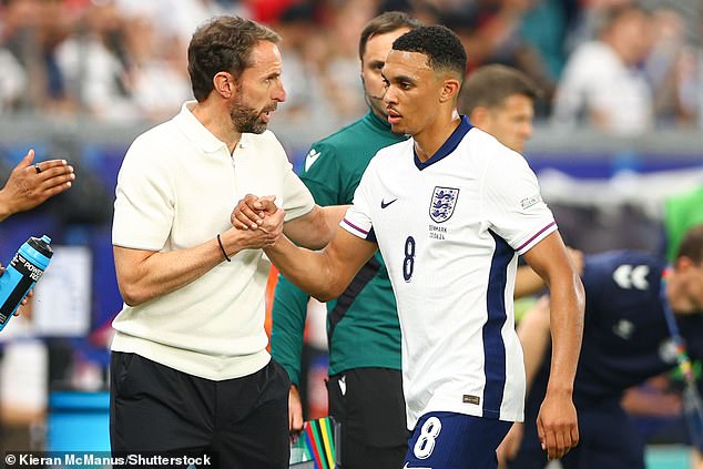 1718913682 74 Roy Keane insists Trent Alexander Arnold is not up to playing