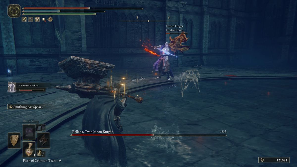 Rellana prepares another attack with a glowing sword in the Elden Ring DLC