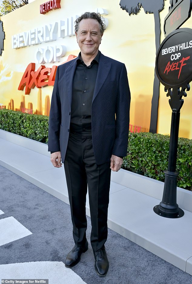 Judge Reinhold, 67, did a little mix-and-match for his black suit for the event